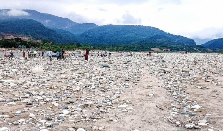 সাদা পাথর লুটে জড়িতদের বিষয়ে অনুসন্ধান শুরু করেছে সিআইডি