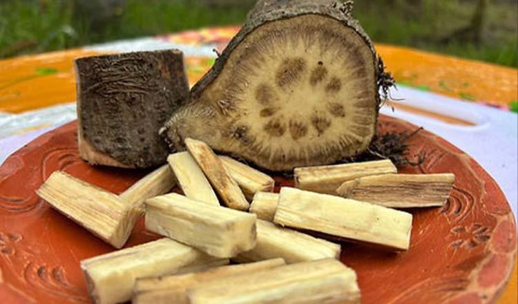 স্বাদে-গন্ধে মিষ্টি ঝাঁজে অনন্য ‘চুইঝাল’