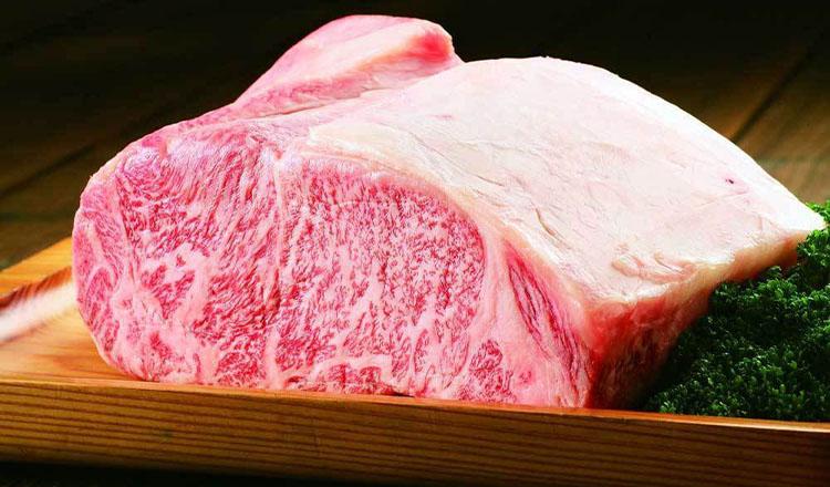 জাপানিজ তাজিমার ‘কোবে বিফ’ : এক কেজি মাংসের এত দাম!