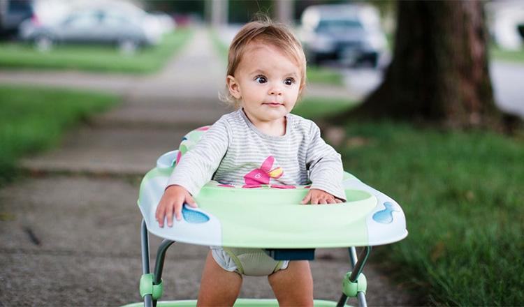 বেবি ওয়াকার: শিশুর জন্য বিপজ্জনক যে কারণে