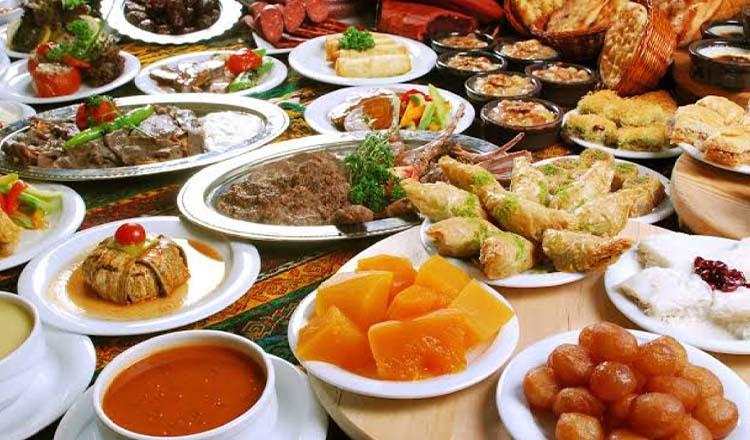 সাহরি ও ইফতারে কেমন খাবার খাবেন